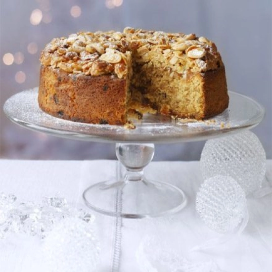 Apricot & almond fruit cake