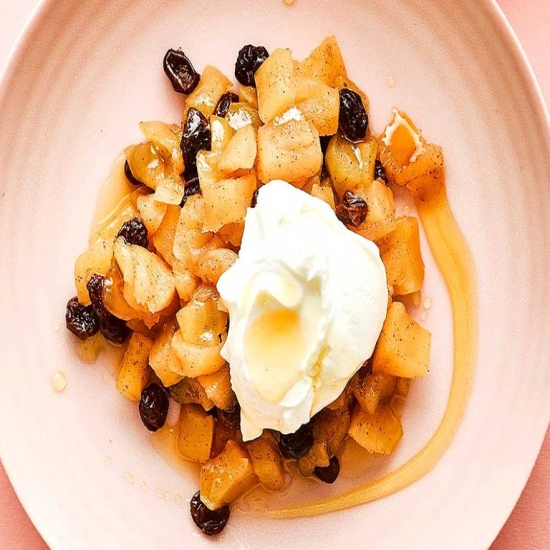 Cinnamon-stewed apple