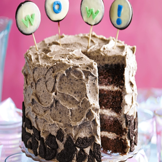 Cookies & cream party cake