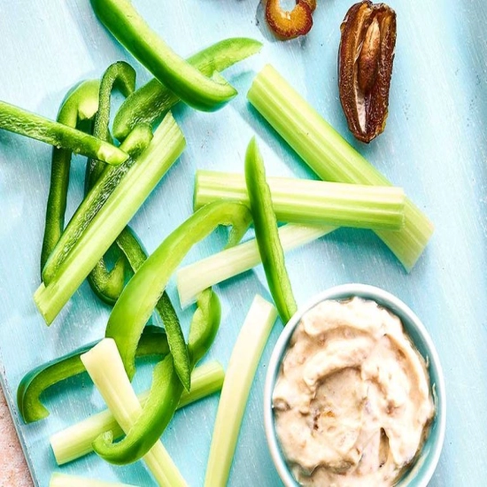 Date & peanut butter dip