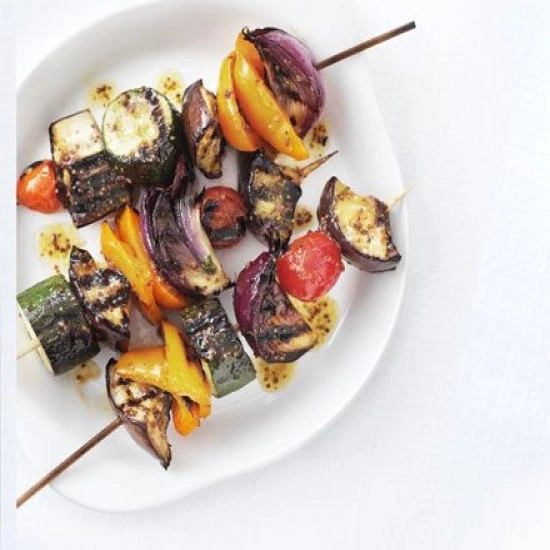 Griddled glazed vegetable kebabs