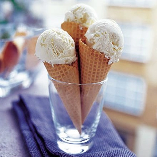 Lemon meringue ice cream
