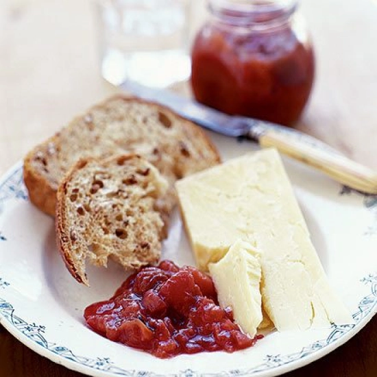 Plum & almond chutney