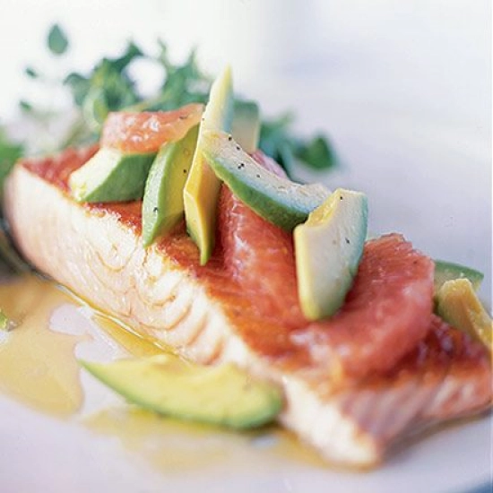 Salmon with avocado & grapefruit