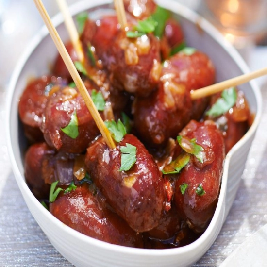 Sautéed chorizo with red wine