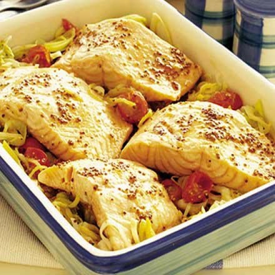 Speedy salmon and leek one-pot