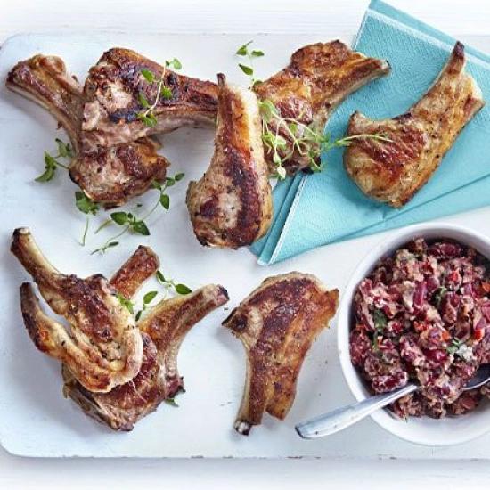 Zesty lamb chops with crushed kidney beans