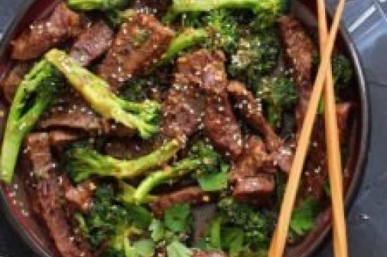 Beef and Broccoli: Whole30, Paleo and 30 Minutes!