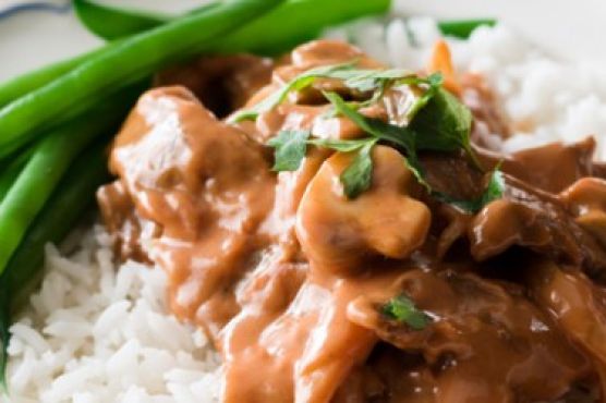 Beef Stroganoff with Sauteed Peas & leek