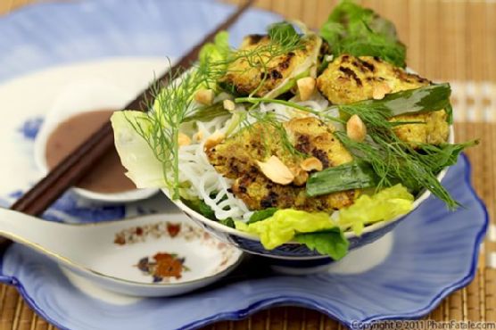 Cha Ca Thang Long : Vietnamese Dill Fish with Turmeric