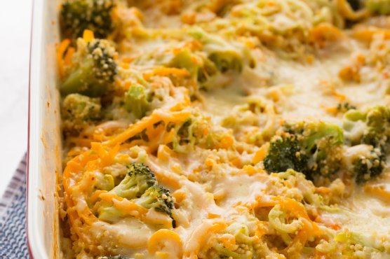Cheesy Broccoli, Butternut Squash and Quinoa Casserole