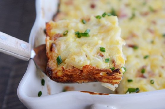 Cheesy Hash Brown + Egg Breakfast Casserole