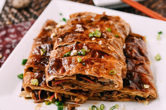 Chinese Vegetarian Duck (素鸭)