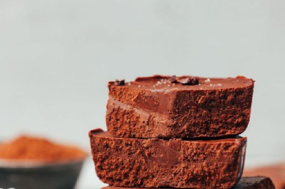 Creamy Vegan Milk Chocolate (Low Sugar)