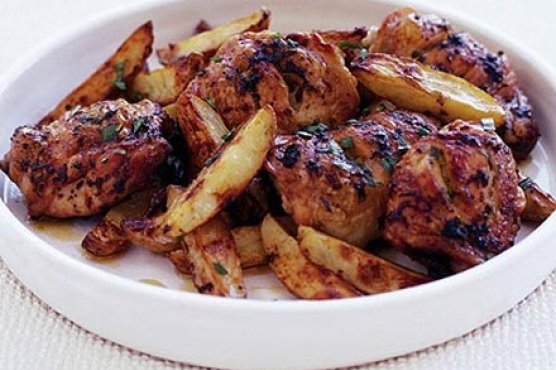 Crispy-skin chicken thighs