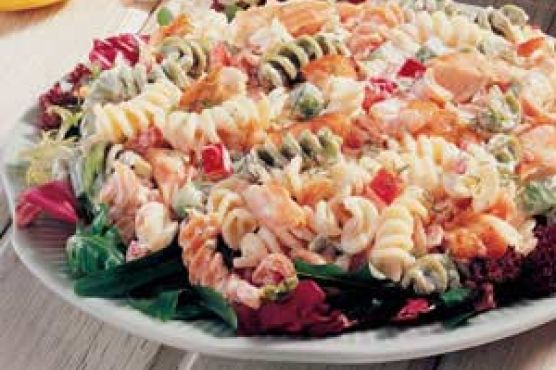 Dilled Salmon Pasta Salad