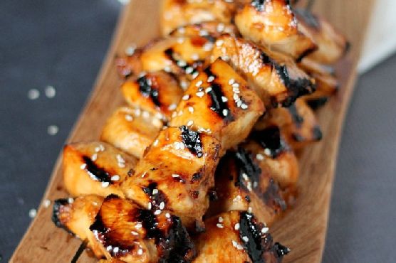 Honey Sriracha Grilled Chicken Skewers