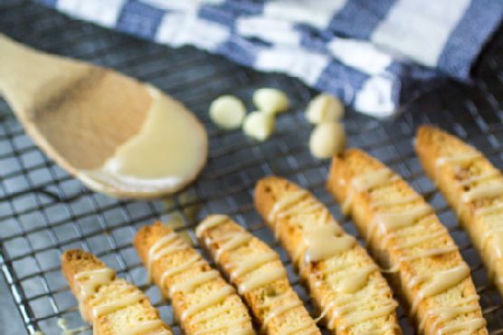 Mini Macadamia Nut Biscotti with White Mocha Drizzle