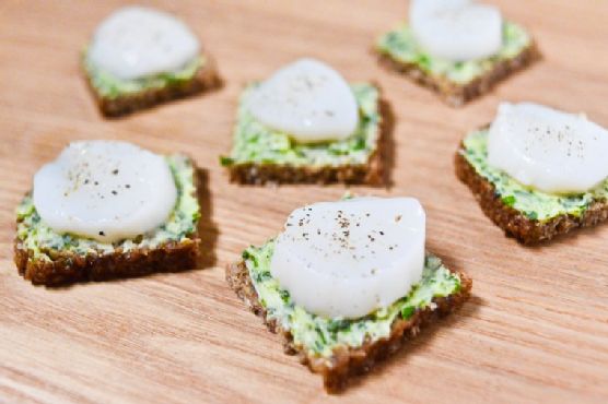 Raw Scallop Crostini, Pumpernickel and Herbed Butter