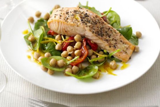 Salmon with warm chickpea, pepper & spinach salad
