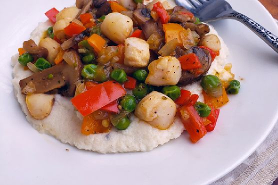 Sherried Sea Scallops with Mushrooms & Peppers