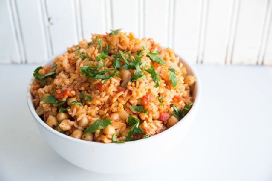 Smoky Spanish Rice & Chickpeas