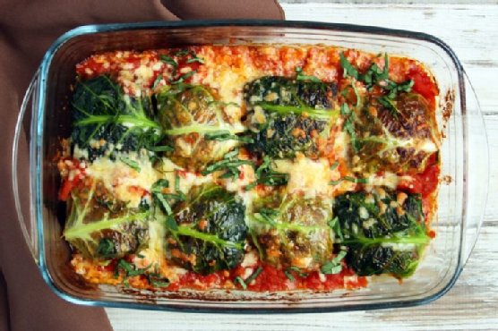 Spicy Grain-Free Stuffed Cabbage Rolls