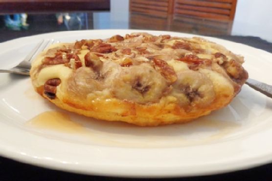 Steam-fried Banana Pecan Pancake