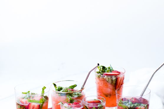 Strawberry Basil Lemonade